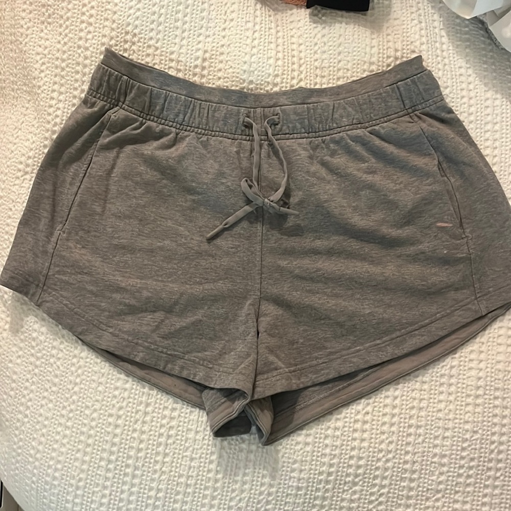 Lululemon Inner Glow Short 3” *Terry Heathered Core Medium Grey Size 10